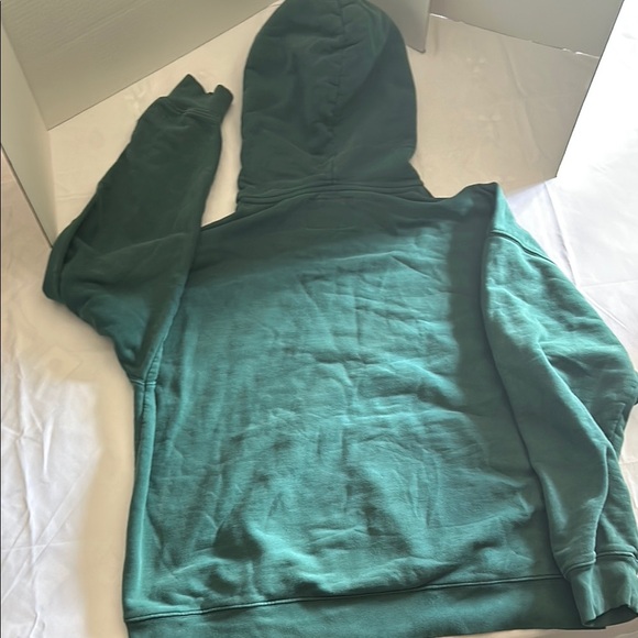 Levi's Green Oversized Hoodie with Yellow Accents - Picture 5 of 6